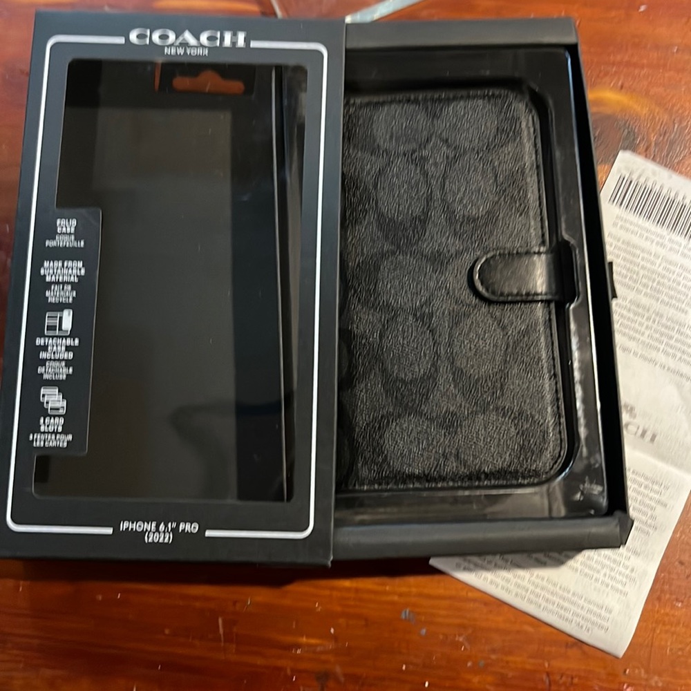🥰I phone wallet case brand new I 14